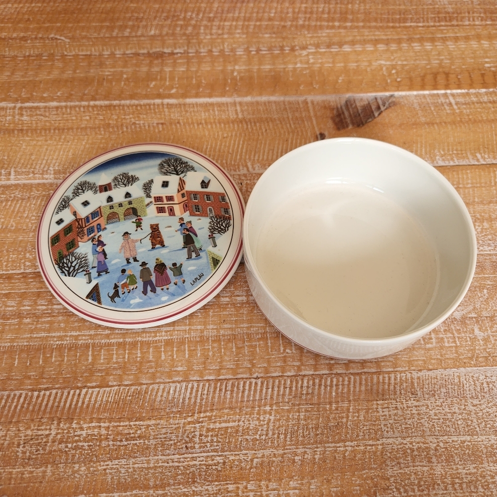 Villeroy & Boch Naif CHRISTMAS SNOW LAPLAU Scene Porcelain Trinket Box 5" - Picture 4 of 5